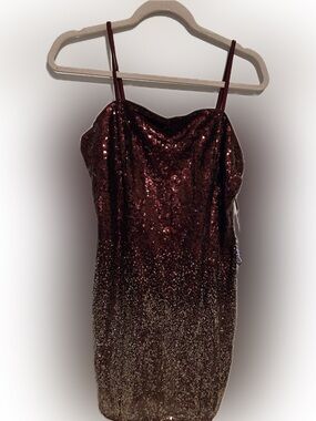 iris Sequined Ombre Mini Dress in Burgundy and Gold
